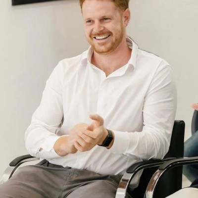 Tobias Feuer - Talento IT & Recruiting