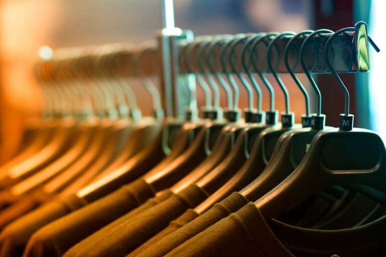 Analizamos más de 1000 reseñas de marcas textiles y esto fué lo que descubrimos